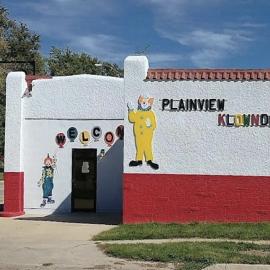 Plainview Klown Doll Museum Passport Stop Photo